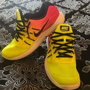 Nike LunarStelos size 13
